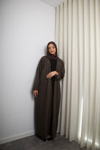 Load image into Gallery viewer, Kamila Linen Open Abaya
