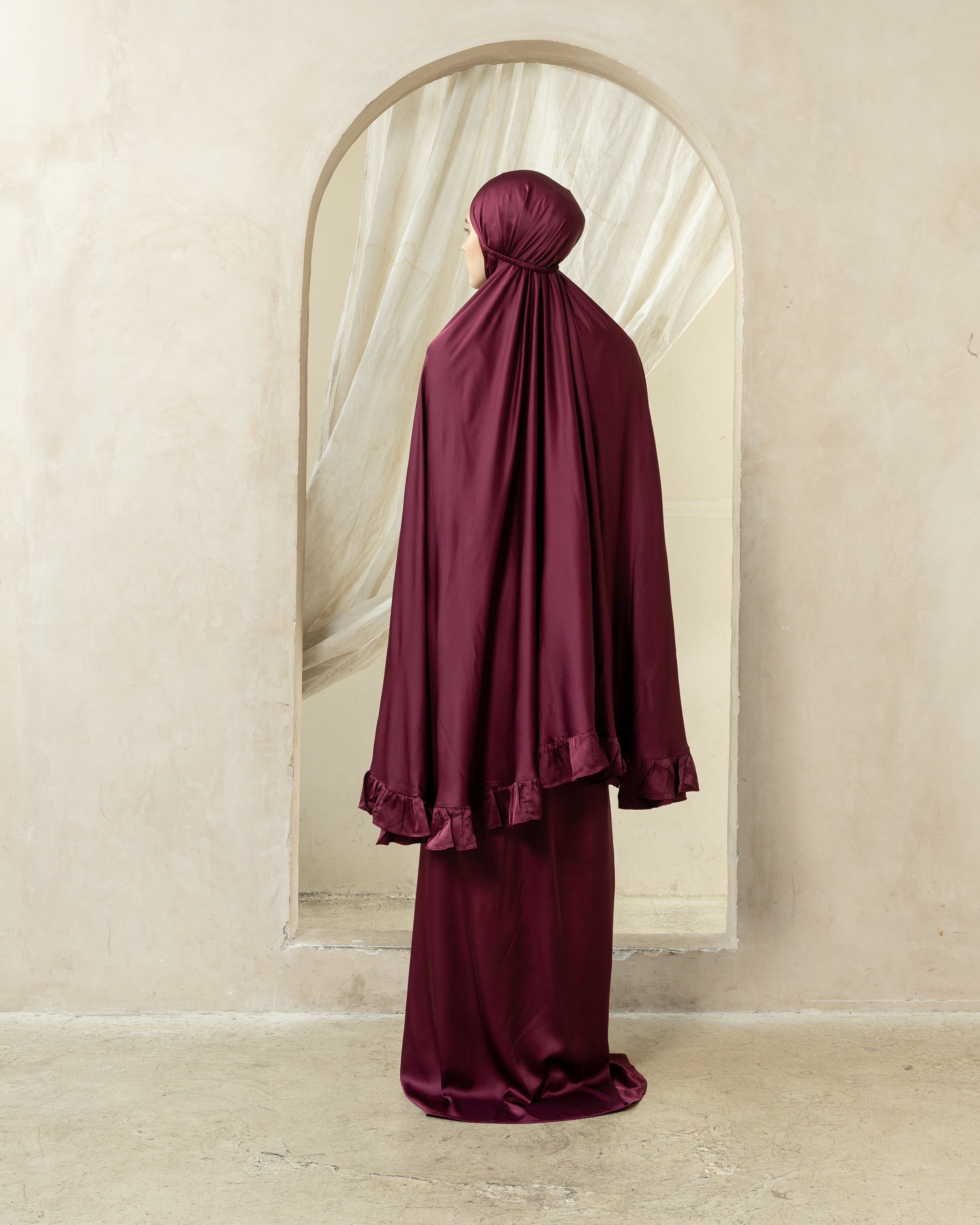 Luxury Silk Prayer Clothes Set in Maroon