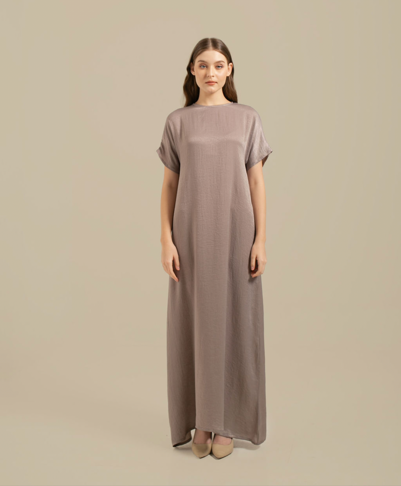 NAURA Velvet Glam Abaya Set