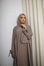 Load image into Gallery viewer, Tamara Linen Bow Abaya Set in Mocha
