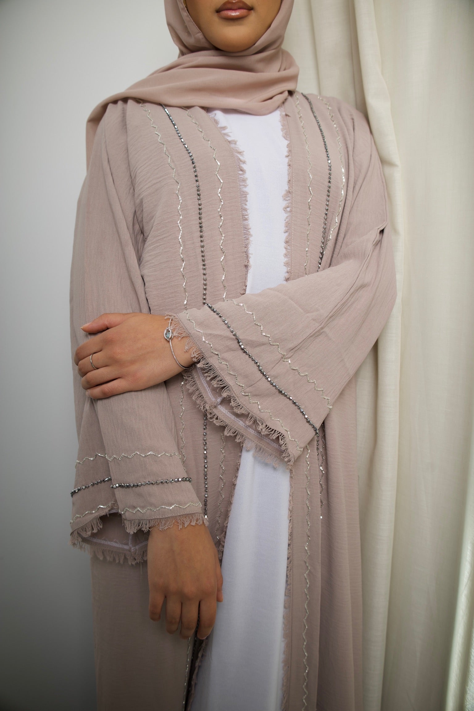 Leyla Luxe Open Embellished Abaya