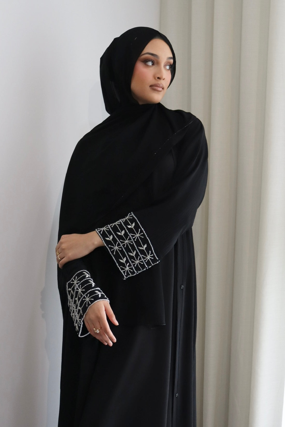 Glamour Crepe Beaded Black Abaya Set