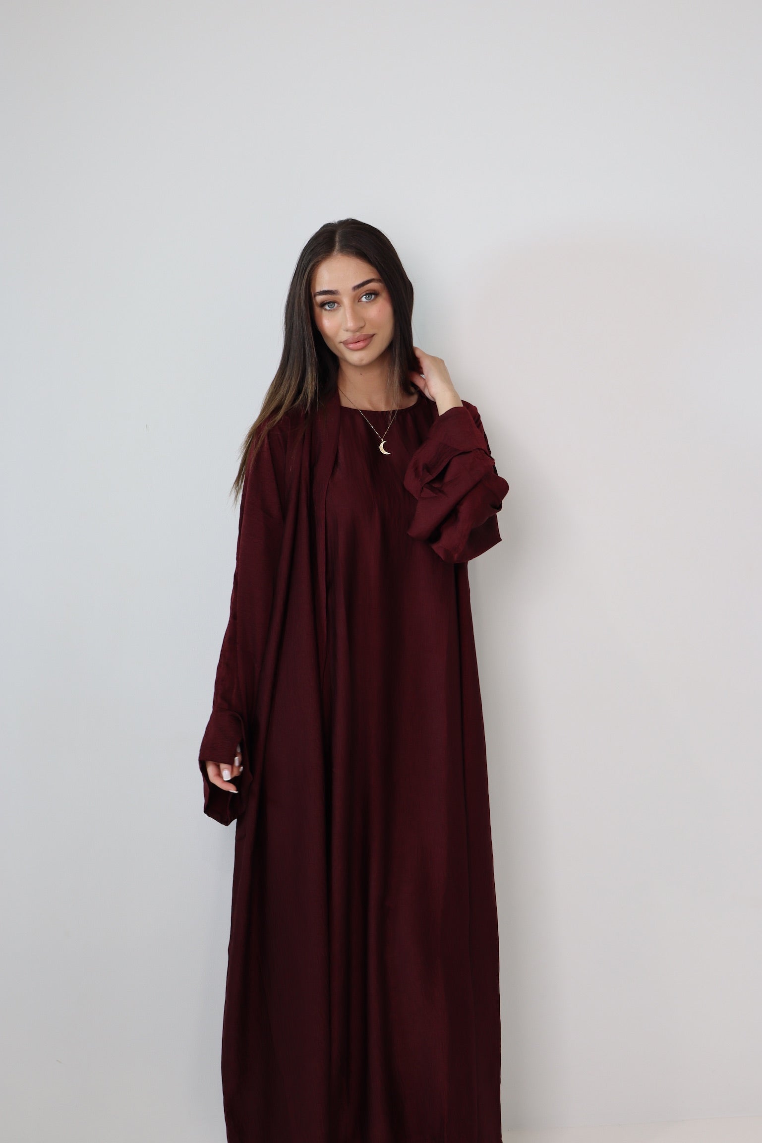 INAIA Luxe Abaya Set