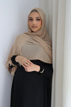 Load image into Gallery viewer, Crinkled Rayon Maxi Hijab
