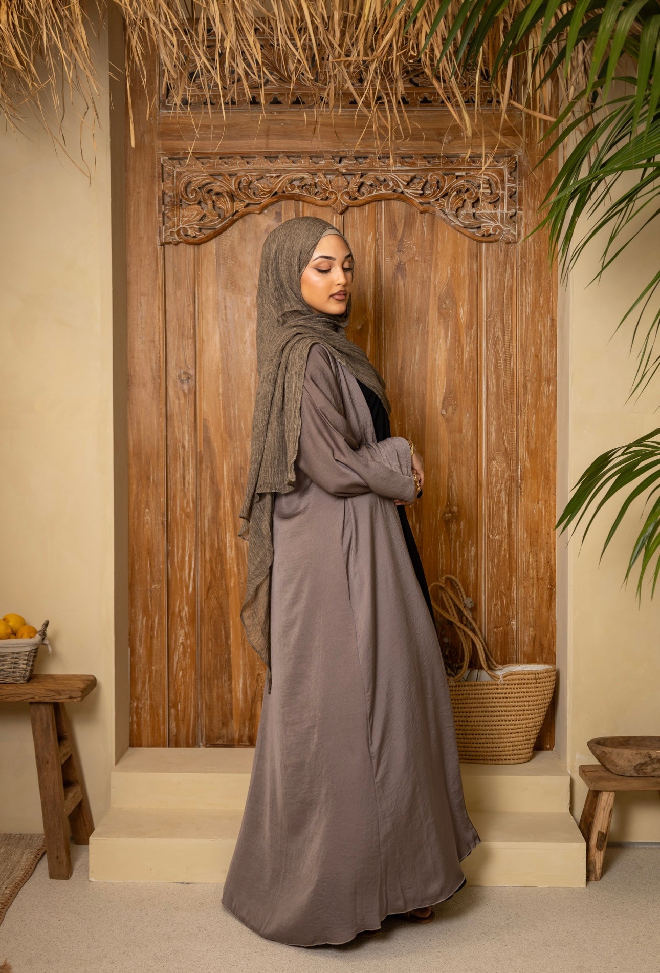 Nina Luxe Reversible Abaya Set