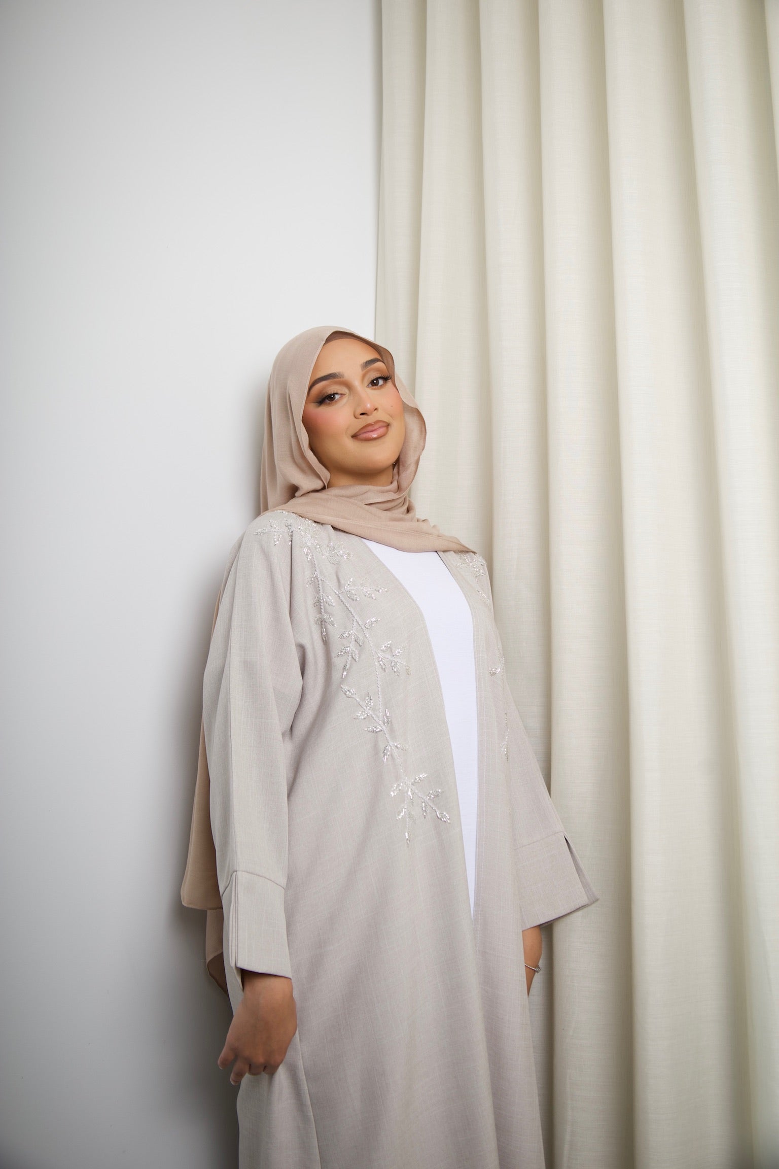Kamila Linen Open Abaya