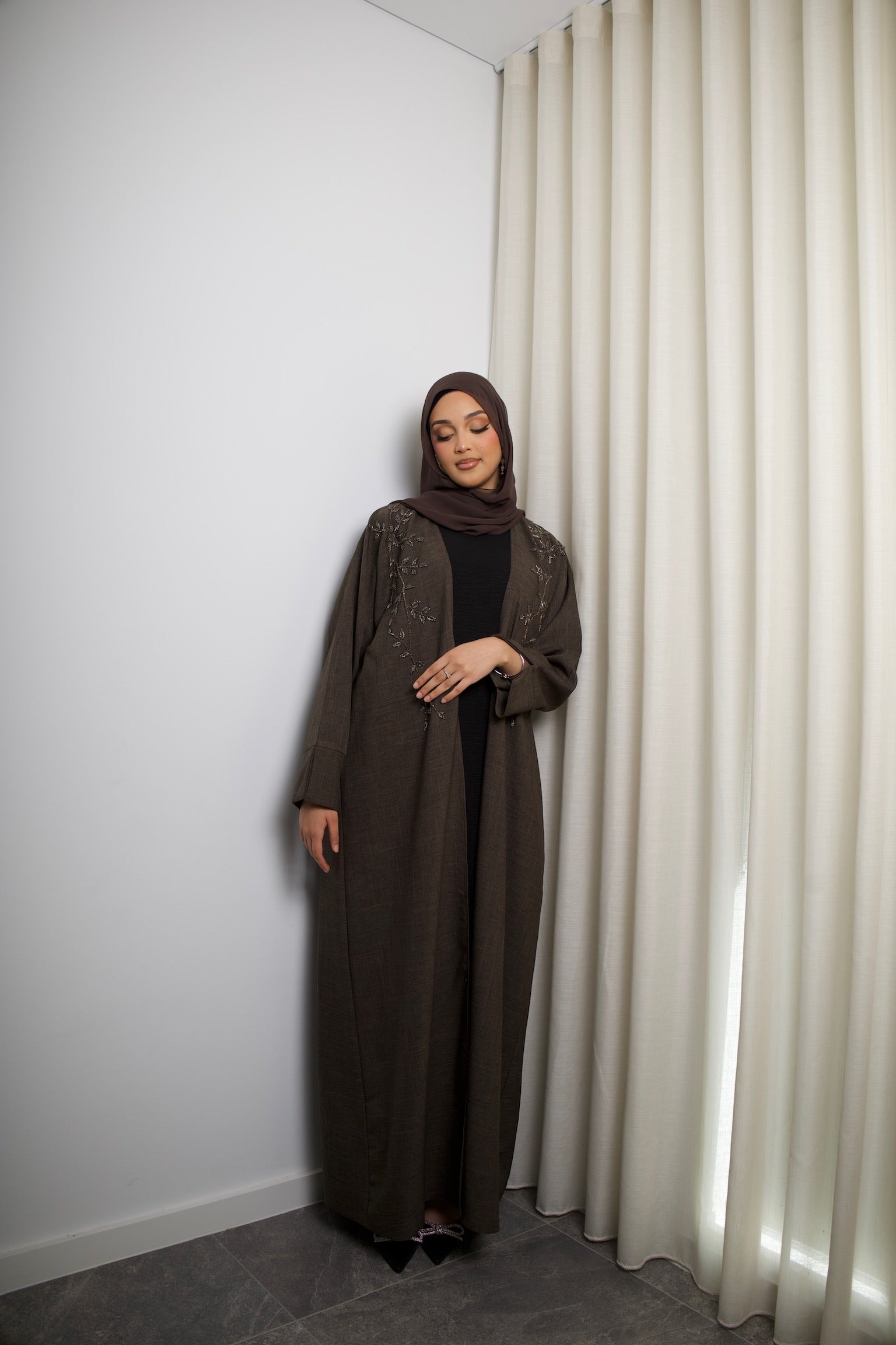 Kamila Linen Open Abaya