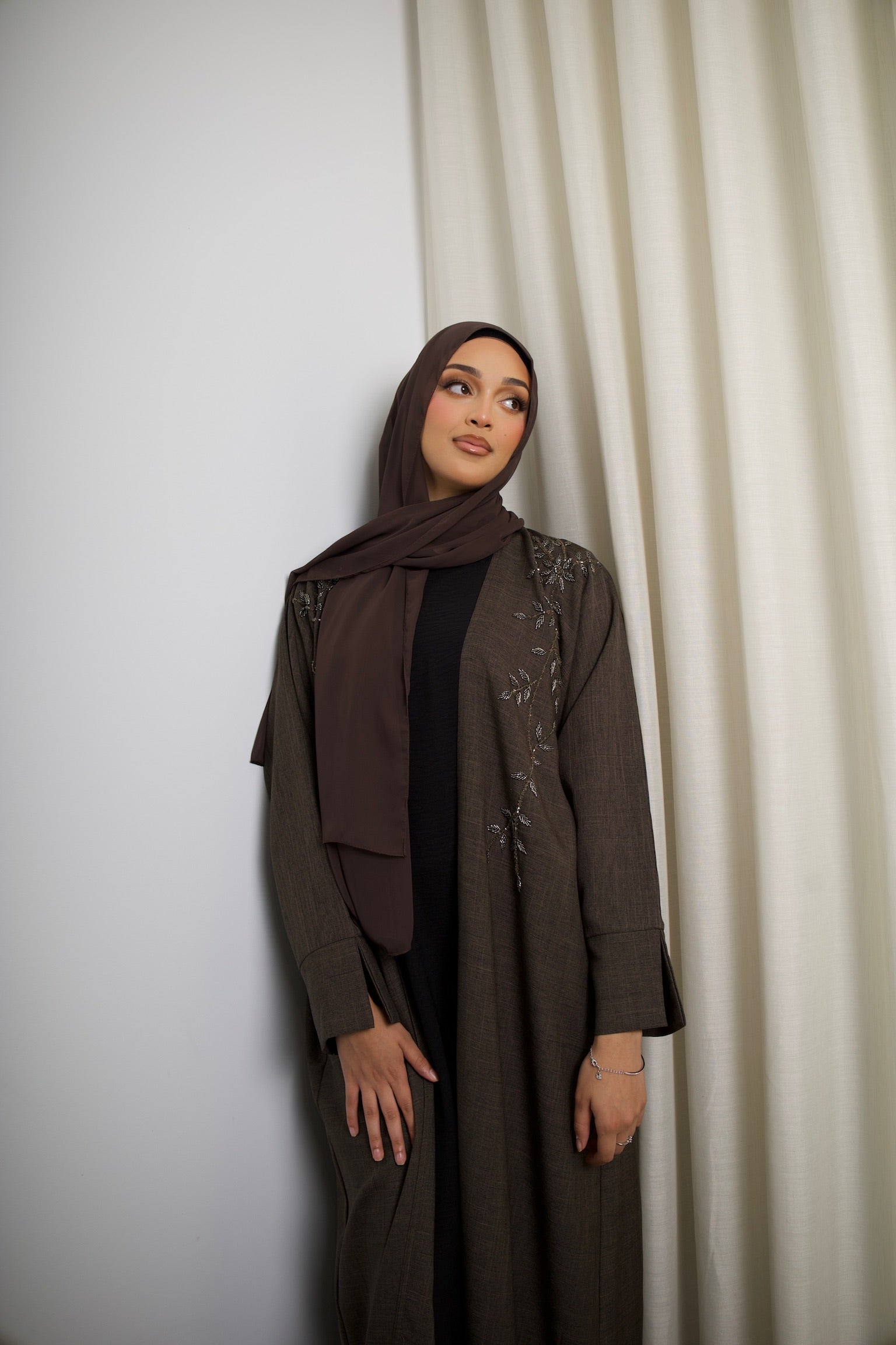 Kamila Linen Open Abaya