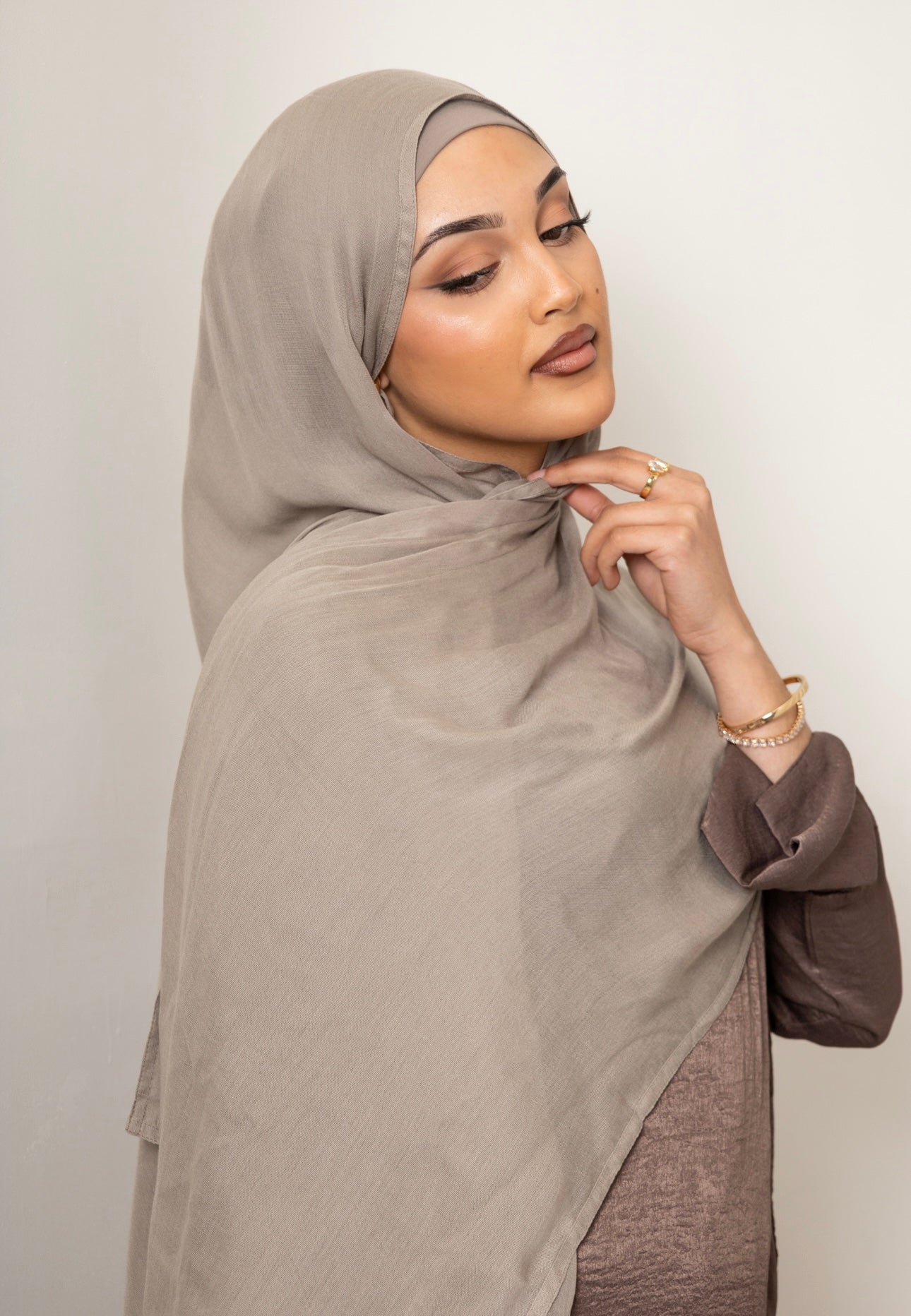 Modal Double-Stitched Hijab Sets