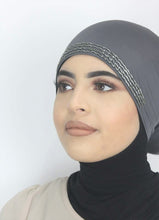 Load image into Gallery viewer, (SALE) Lustrous Beaded Inner Cap
