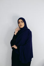 Load image into Gallery viewer, Maxi Rayon Modest Hijab

