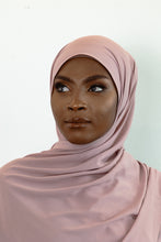 Load image into Gallery viewer, Chiffon Opaque Luxe Hijab
