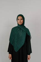 Load image into Gallery viewer, Chiffon Pleated Hijab
