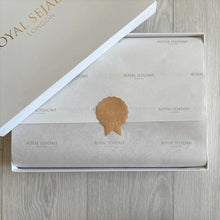 Load image into Gallery viewer, Rococo Black Royal Luxury Prayer Mat
