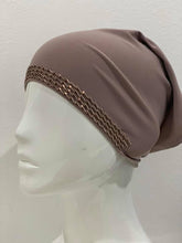 Load image into Gallery viewer, (SALE) Lustrous Beaded Inner Cap
