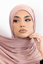 Load image into Gallery viewer, dusty rose maxi jersey hijab
