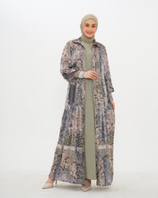 Load image into Gallery viewer, Bella Batique Silk Dress
