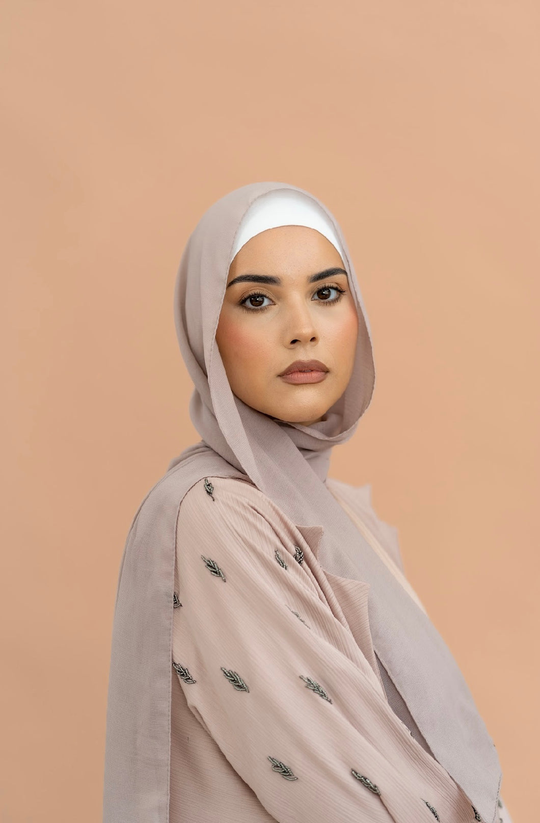 Aseya Bisque Abaya Set