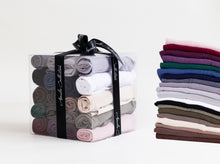 Load image into Gallery viewer, 20pc Jersey Tube Cap Gift Box
